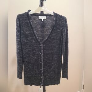 Lounge Sweater Victoria Secrect Size L Bkack & Silver w pockets Gently worn